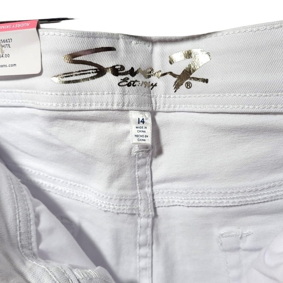 NWT Seven7 Audrey Mid-Rise Skimmer Capris in White - Picture 7 of 10